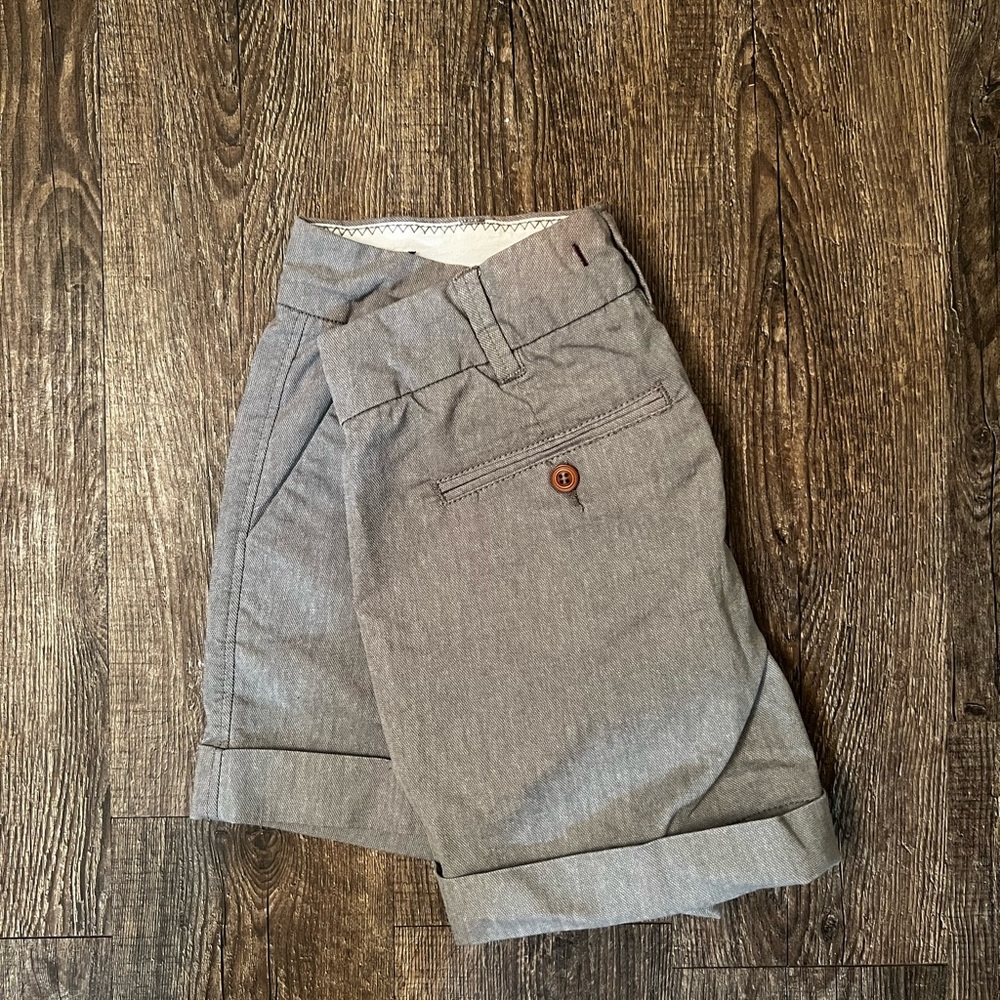 gray cuffed shorts